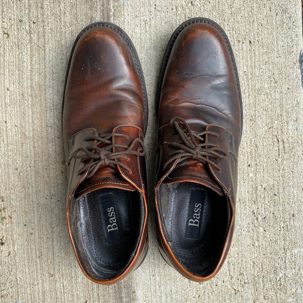 {Bass} Vintage Brown Leather Oxford Loafers